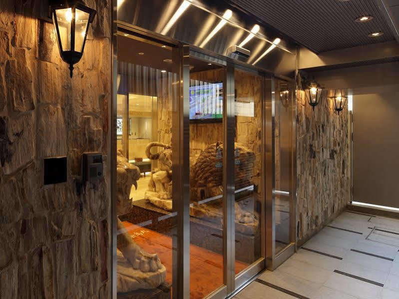 Hotel Check In Shijokarasuma à Kyoto Extérieur photo