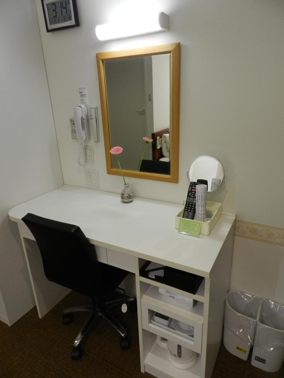 Hotel Check In Shijokarasuma à Kyoto Extérieur photo